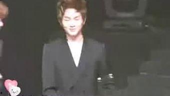 钟铉搞笑视频,笑点满满，欢乐无限